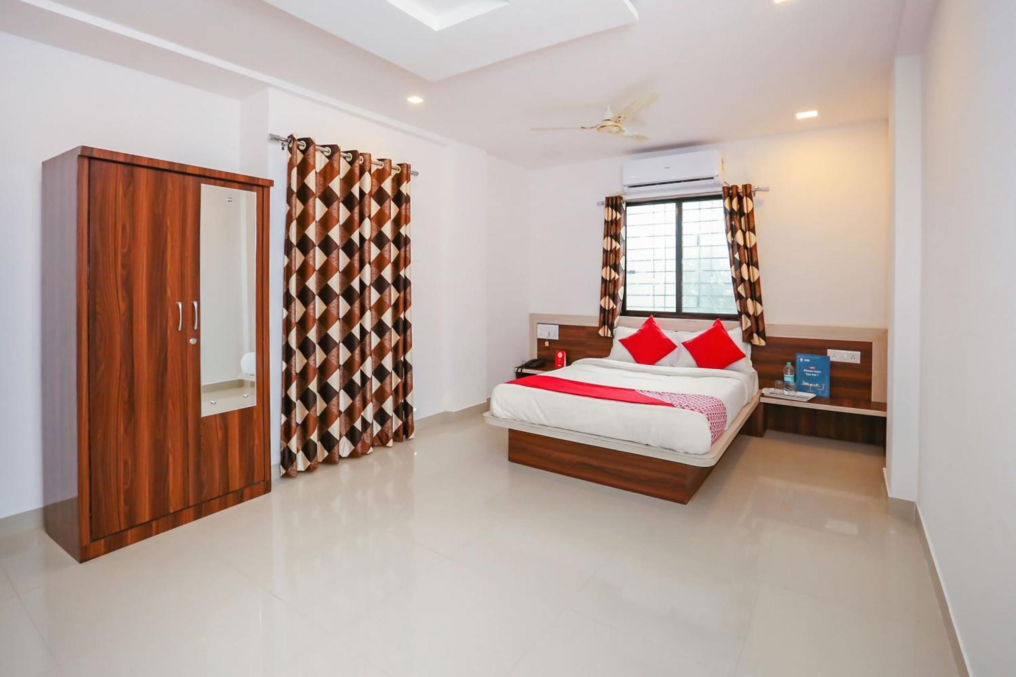 Hotel O Pingara Executive Phursungi 외부 사진