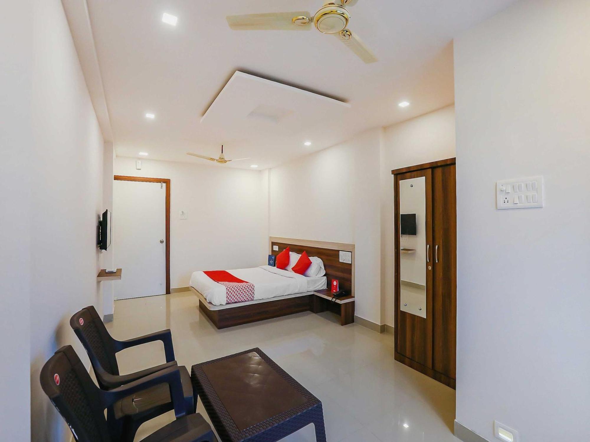 Hotel O Pingara Executive Phursungi 외부 사진